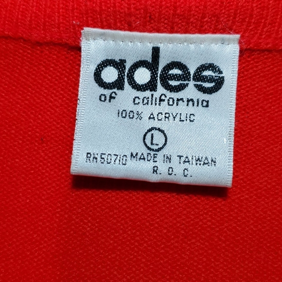 Ades Red Travel Button-Down Sweater - Picture 7 of 7